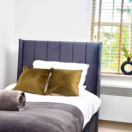 Sleeps 6 - Headingley Stadium - Free Parking & Wifi * Leeds (West Yorkshire)