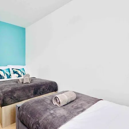 Apartment Sleeps 6 - Headingley Stadium - Free Parking & Wifi Leeds (West Yorkshire)